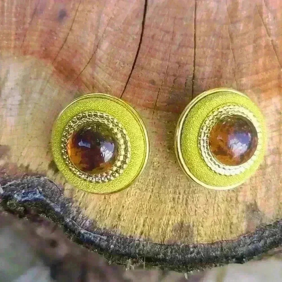 Vintage avocado color fabric earrings buttons in Gold-toned - Picture 12 of 17